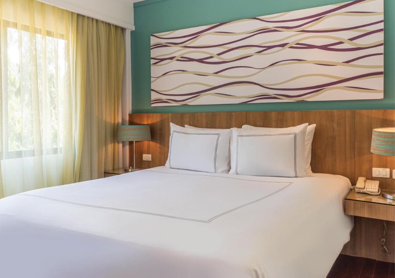 Radisson Resort And Suites Phuket Kamala Beach Exterior photo