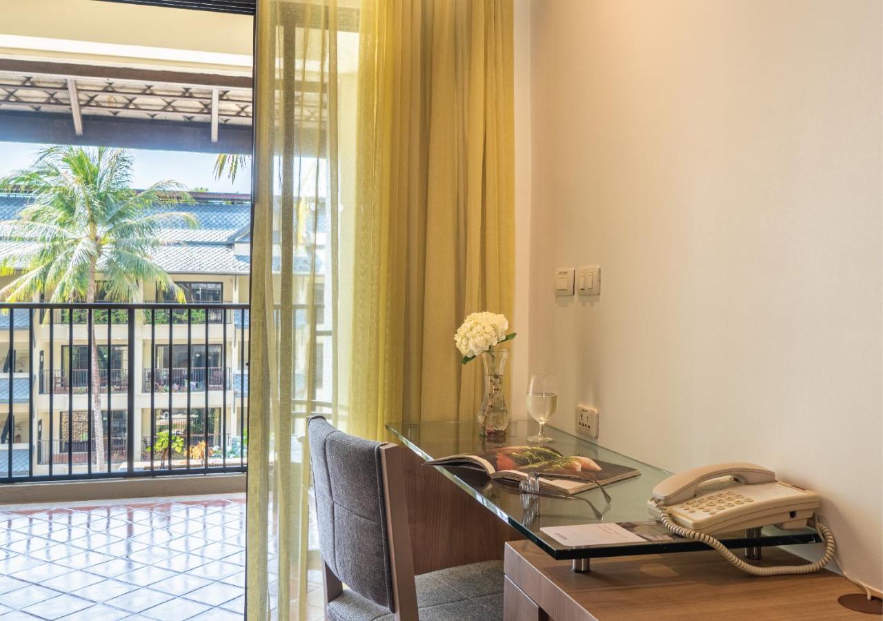 Radisson Resort And Suites Phuket Kamala Beach Exterior photo
