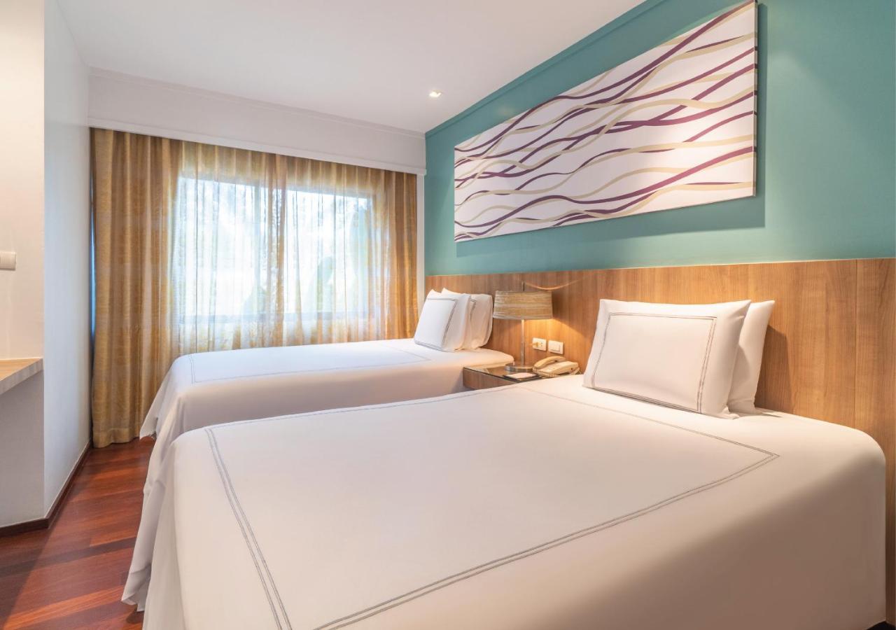 Radisson Resort And Suites Phuket Kamala Beach Exterior photo